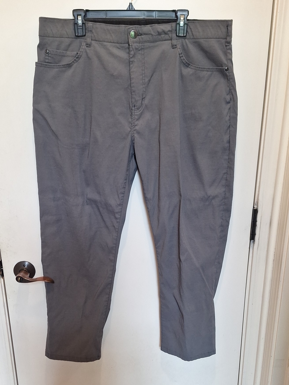 Men's Gray Casual Pants